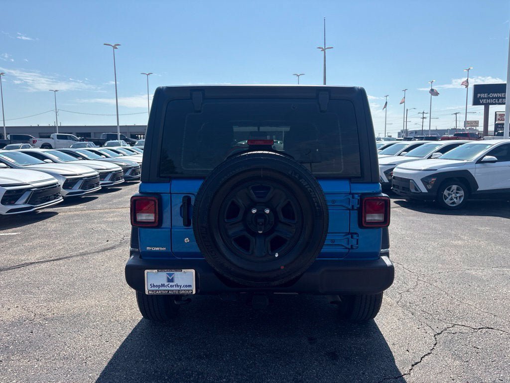 Used 2023 Jeep Wrangler Unlimited Sport AWD/4WD image 7