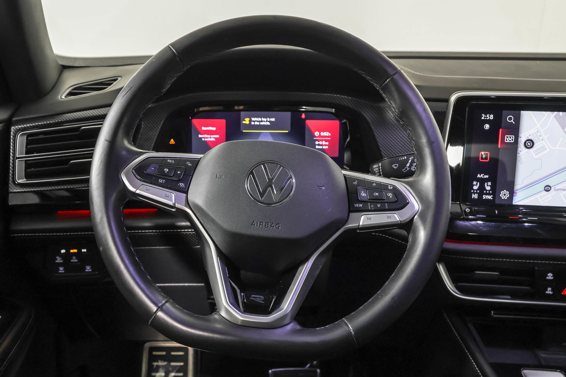 Used 2024 Volkswagen Atlas Cross Sport SEL R-Line image 25