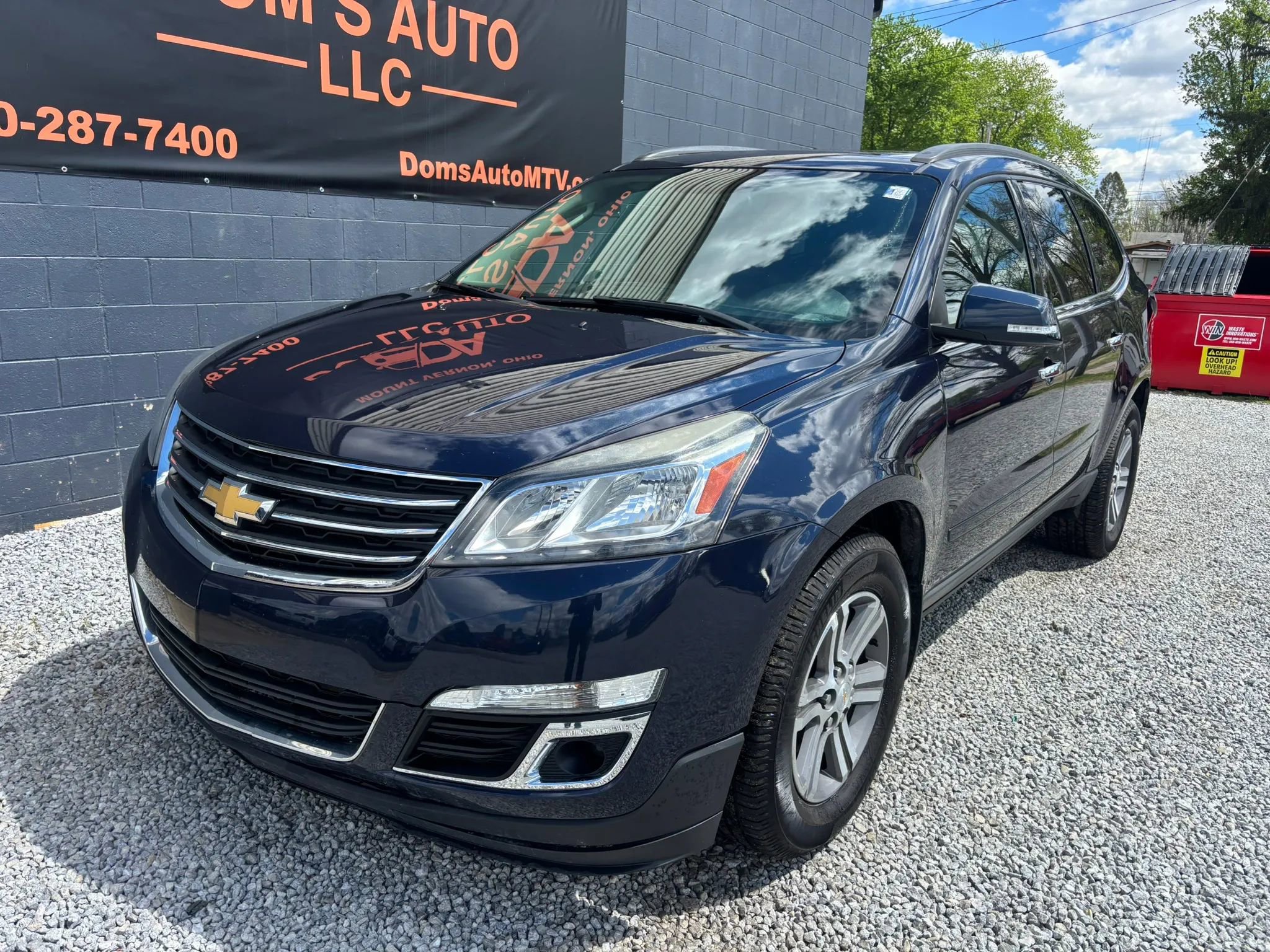Used 2015 Chevrolet Traverse LT image 11
