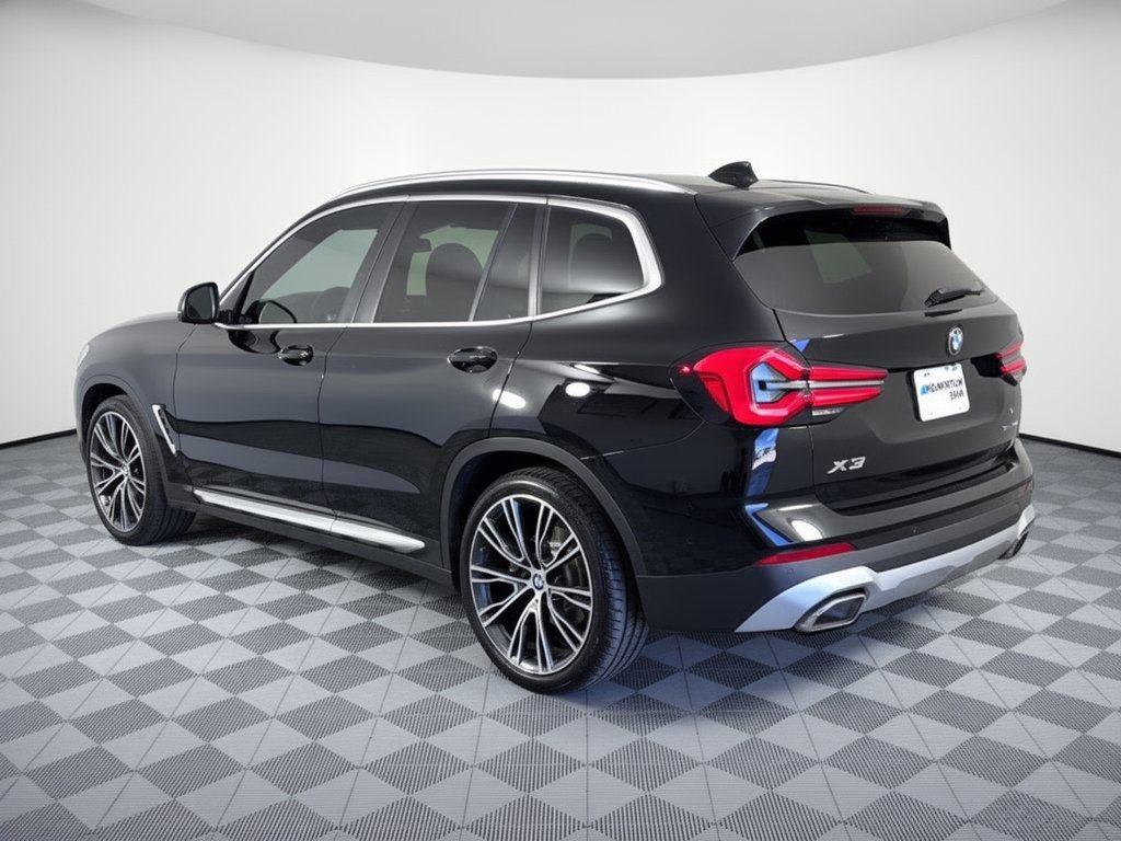 Used 2023 BMW X3 sDrive30i w/ Convenience Package w/ZPA RWD image 3