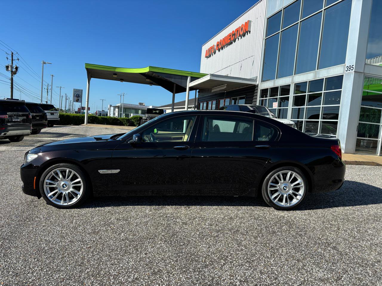 Used 2012 BMW 750Li image 4