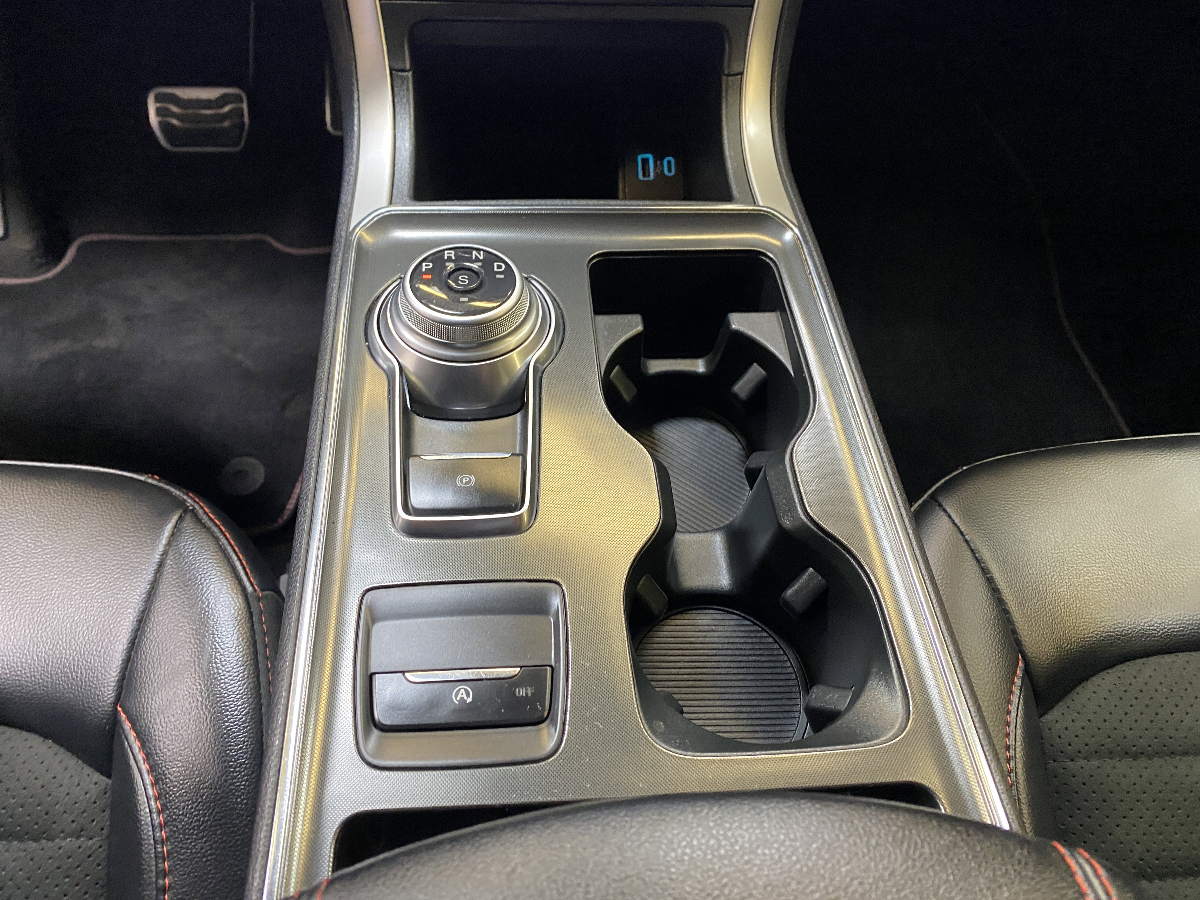 Used 2024 Ford Edge ST-Line image 44