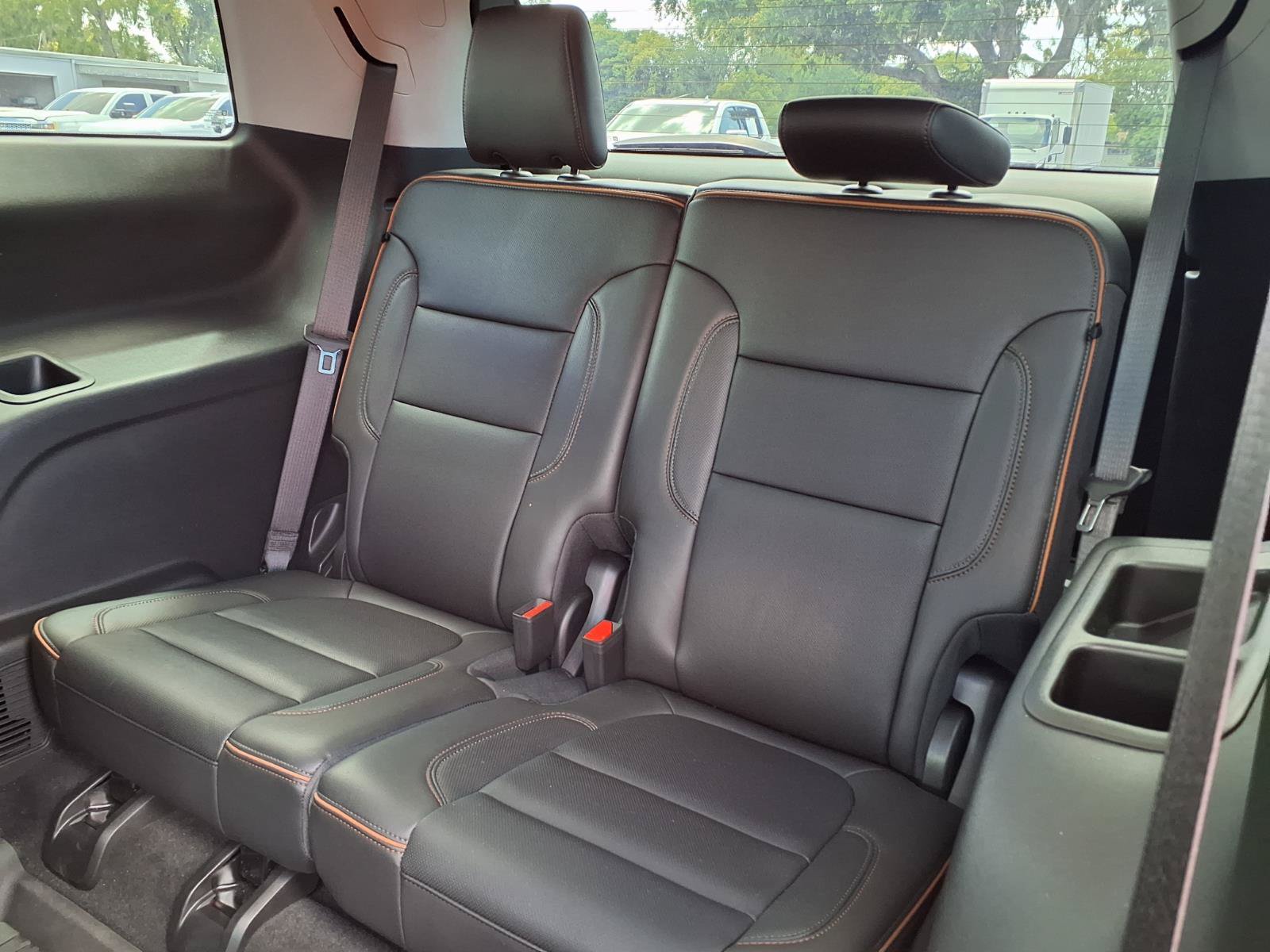 Certified 2023 GMC Acadia AT4 w/ Technology Package AWD/4WD image 19