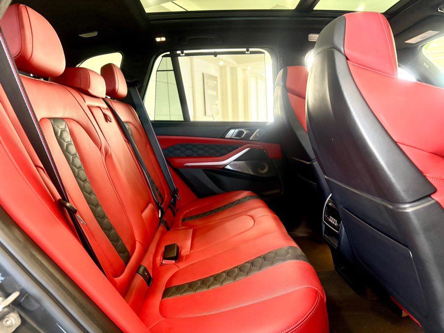 Used 2023 BMW X5 M w/ Competition Package image 19