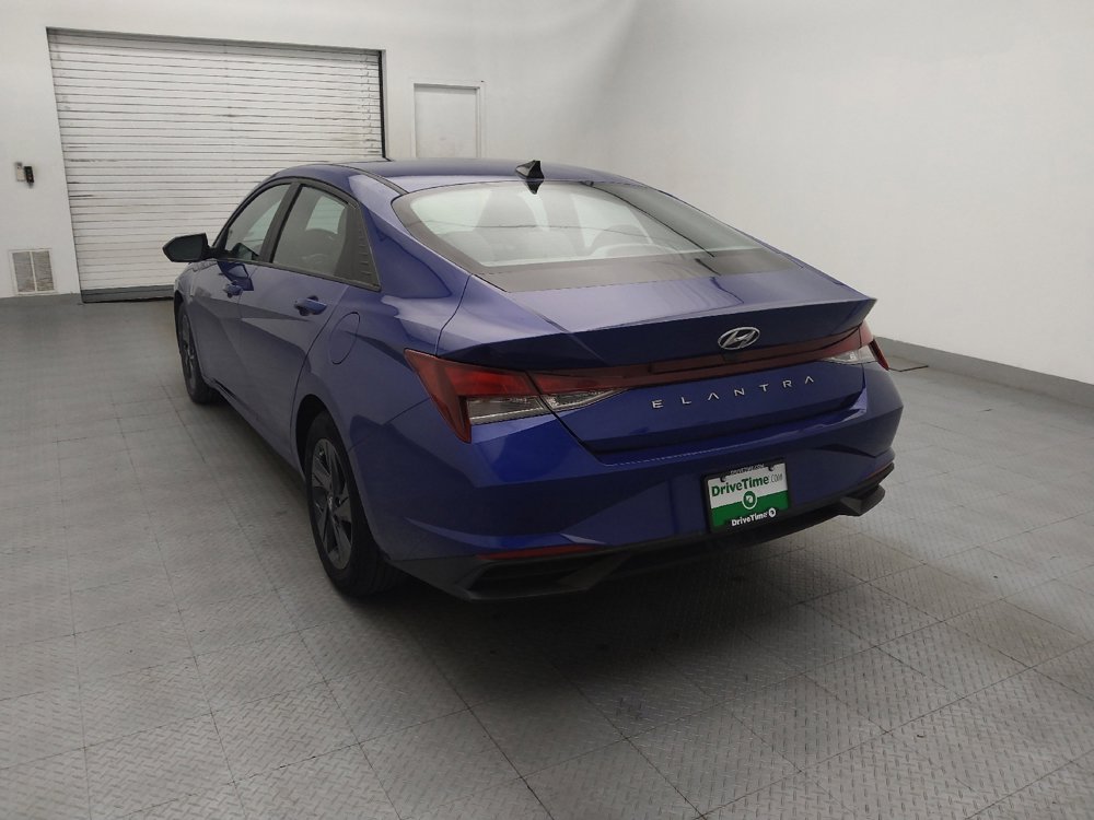 Used 2021 Hyundai Elantra SEL FWD image 6