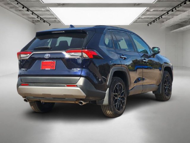 Used 2025 Toyota RAV4 Limited w/ Advanced Technology Package AWD/4WD image 6