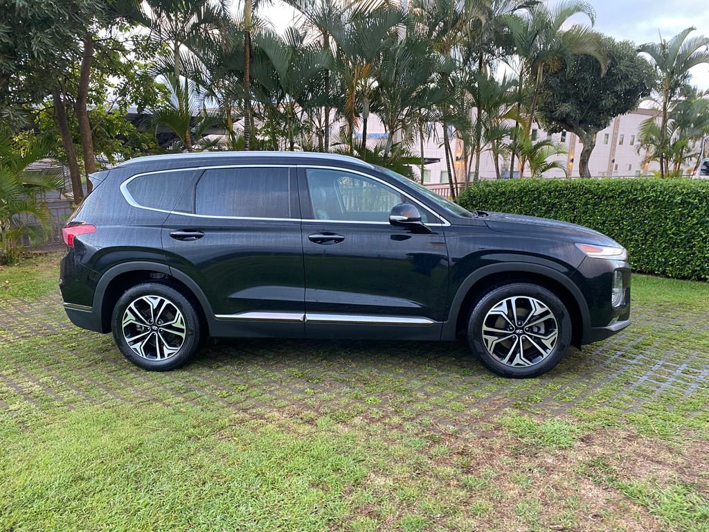 Used 2020 Hyundai Santa Fe Limited w/ Cargo Package image 6