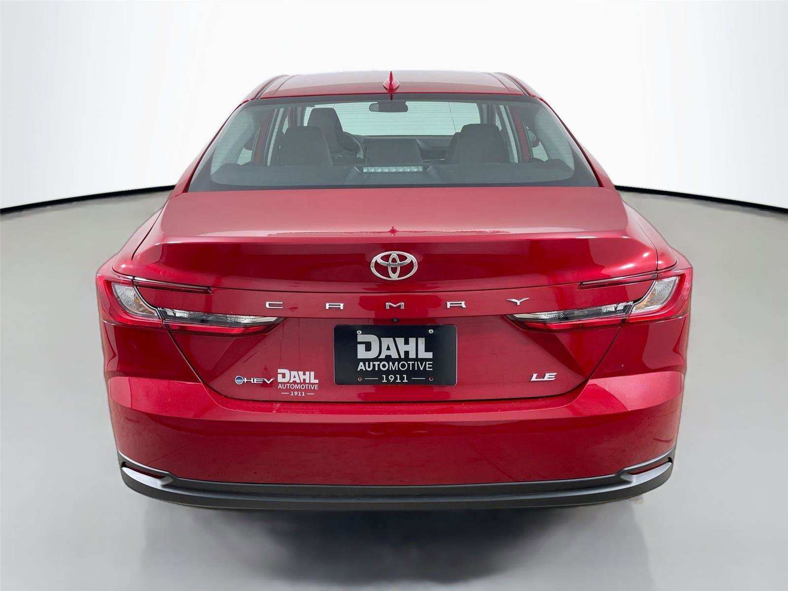 Used 2025 Toyota Camry LE image 6