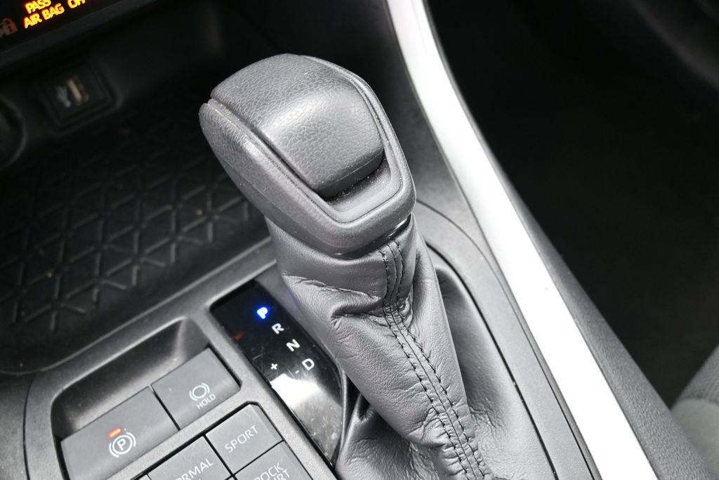 Used 2024 Toyota RAV4 LE image 26