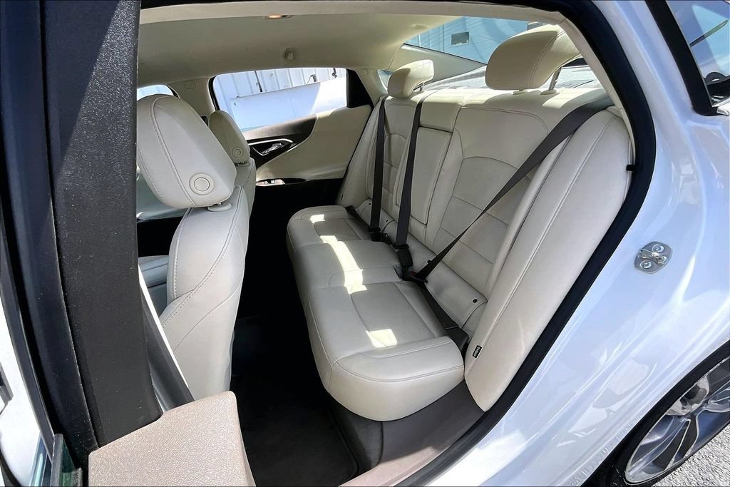 Used 2024 Chevrolet Malibu LT FWD image 21