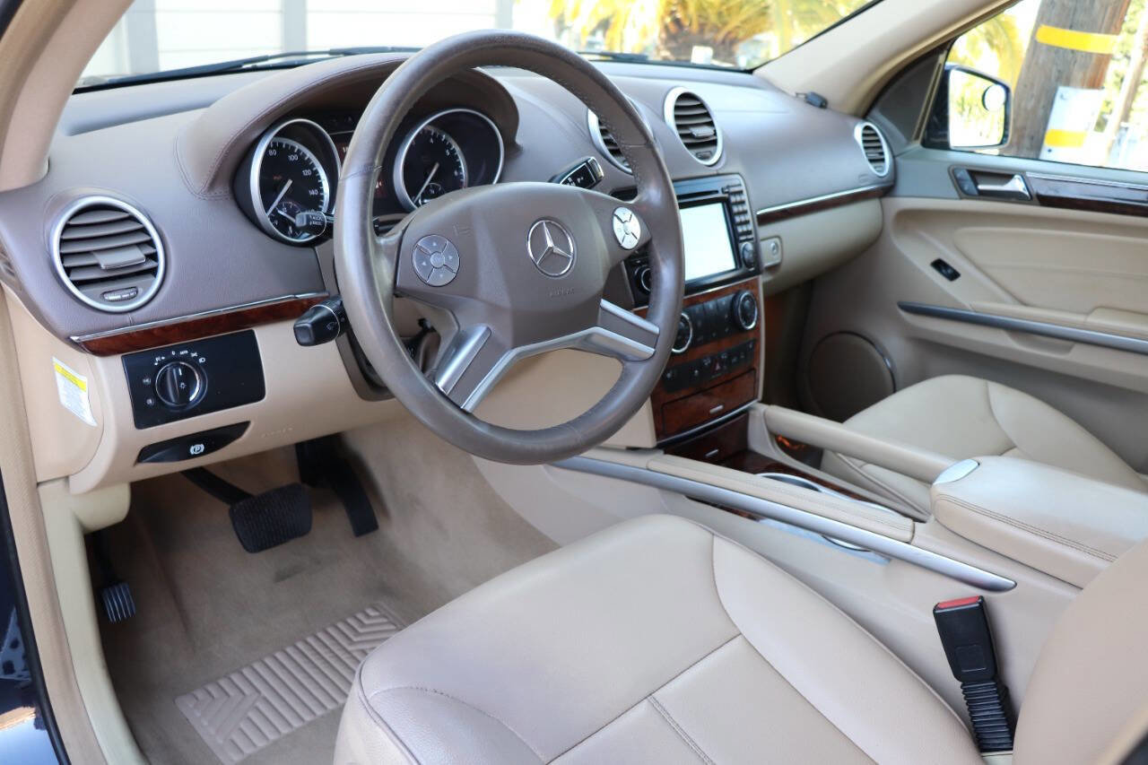 Used 2012 Mercedes-Benz GL 450 4MATIC image 19