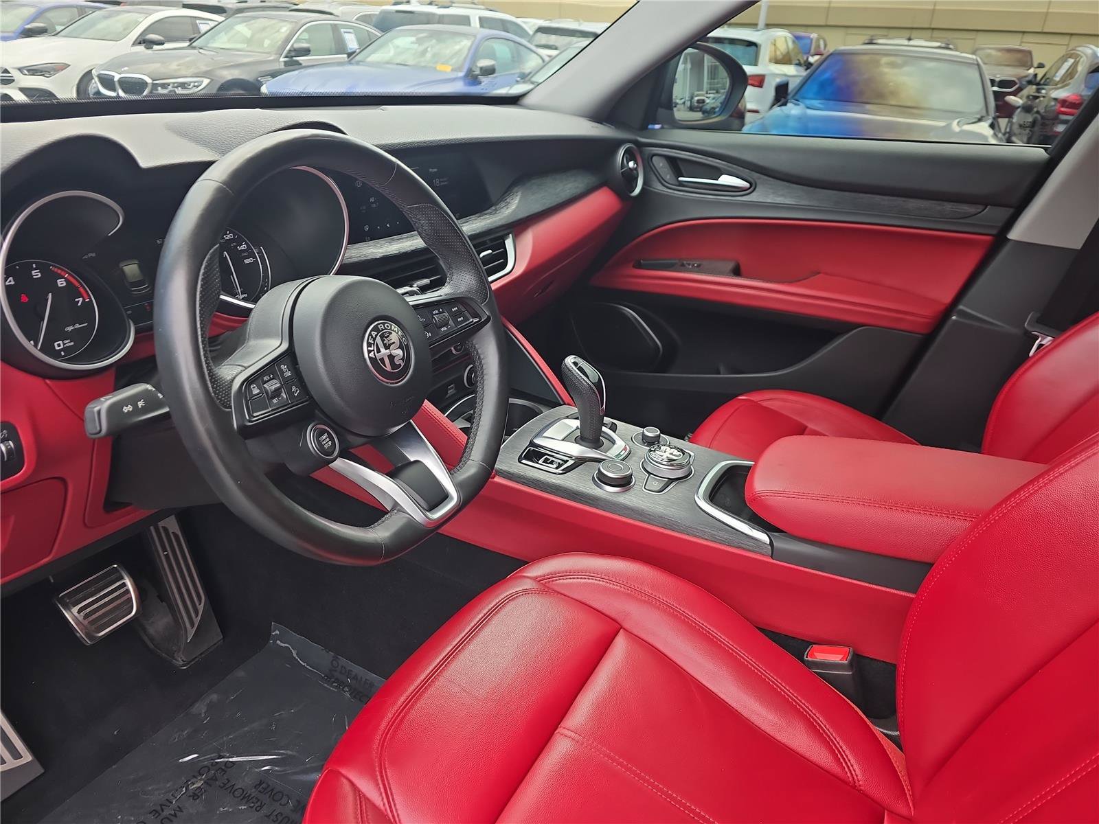 Used 2021 Alfa Romeo Stelvio Sprint w/ Nero Edizione RWD image 16