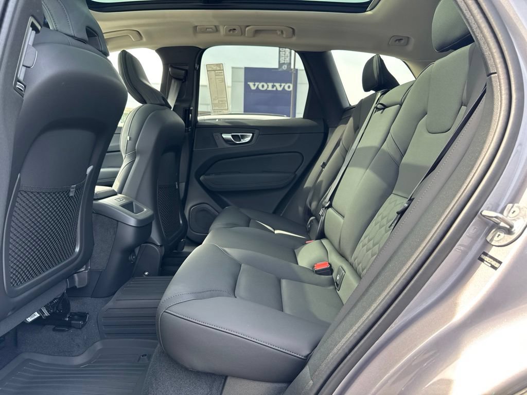 New 2026 Volvo XC60 B5 Plus w/ Climate Package AWD/4WD image 5