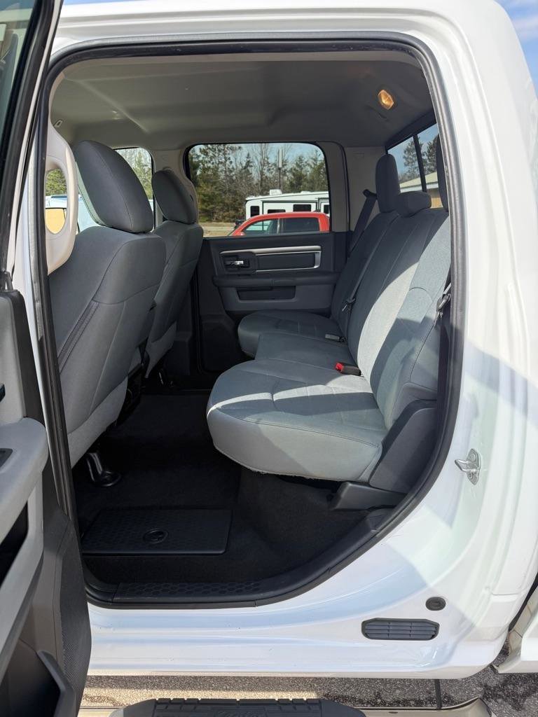 Used 2017 RAM 2500 SLT image 12