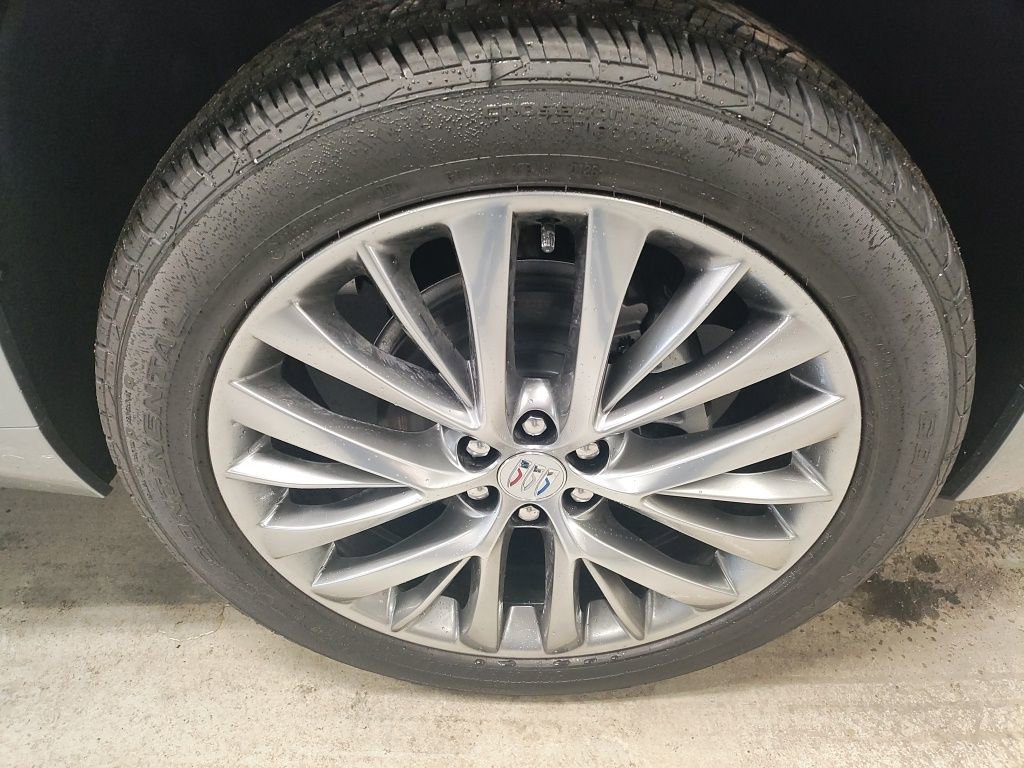 New 2026 Buick Enclave Avenir w/ Super Cruise Package AWD/4WD image 4