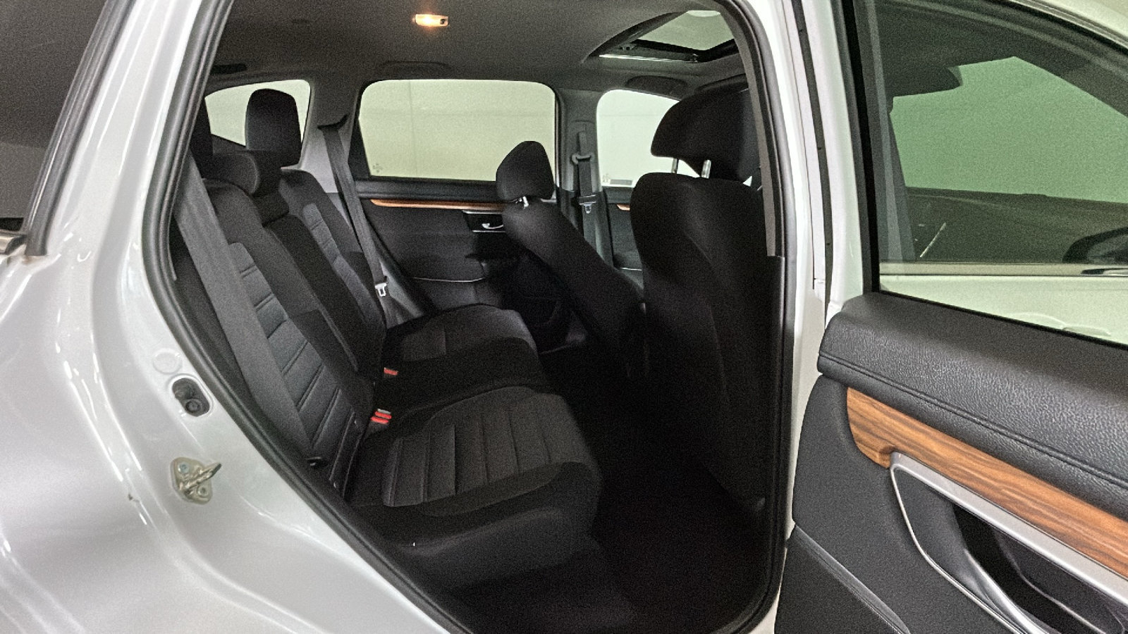 Used 2020 Honda CR-V EX image 34