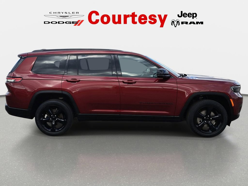 Certified 2023 Jeep Grand Cherokee L Laredo AWD/4WD image 4