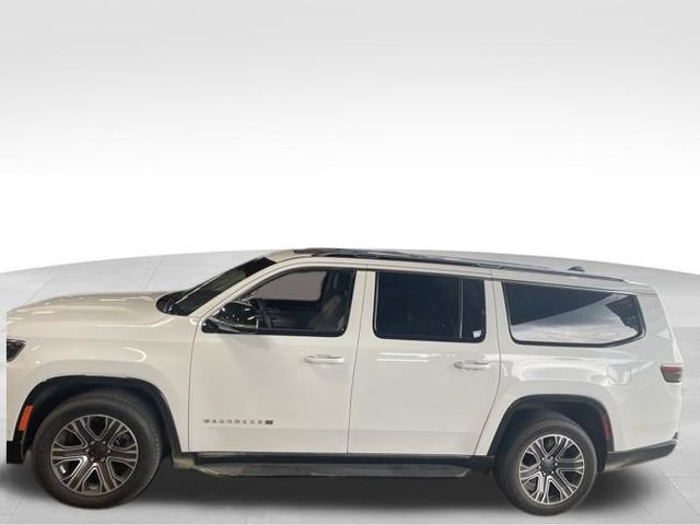 Used 2024 Jeep Wagoneer L 4WD w/ Premium Group I image 4