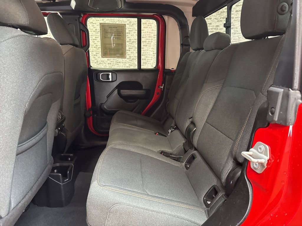 Used 2024 Jeep Gladiator Sport AWD/4WD image 13