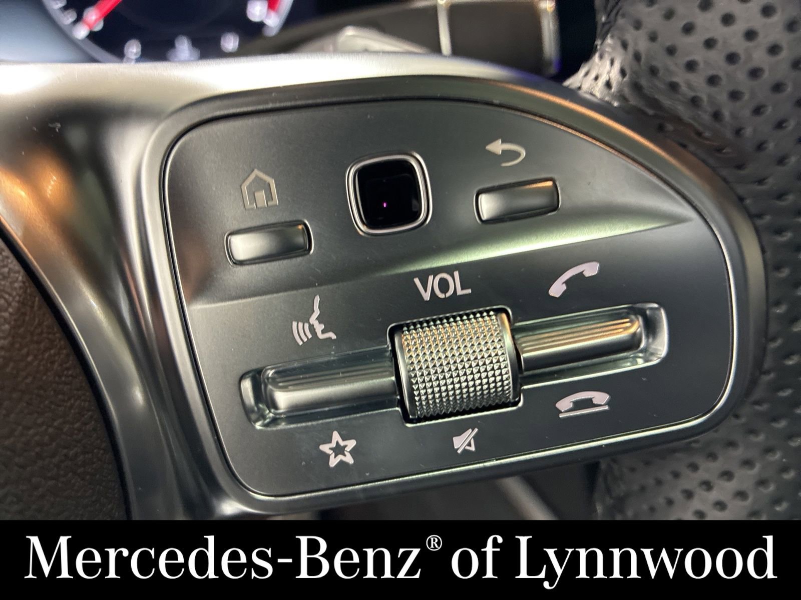 Used 2023 Mercedes-Benz G 550 image 13