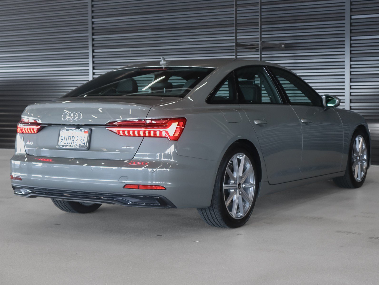 Certified 2025 Audi A6 Premium Plus w/ Premium Plus Package AWD/4WD image 16