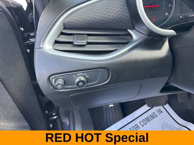 Used 2023 Chevrolet Malibu LT image 19