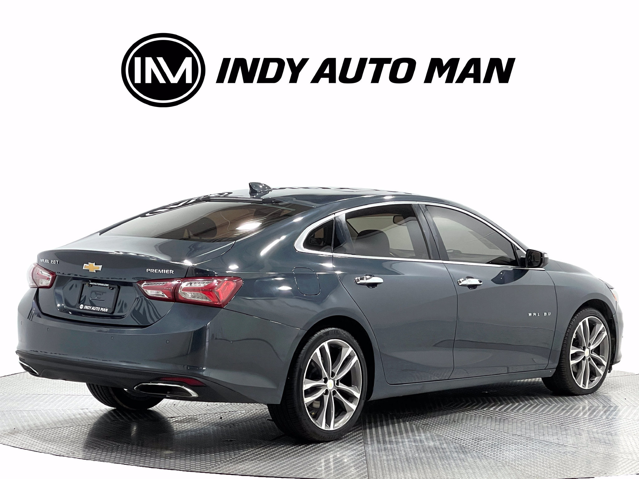 Used 2020 Chevrolet Malibu Premier FWD image 4