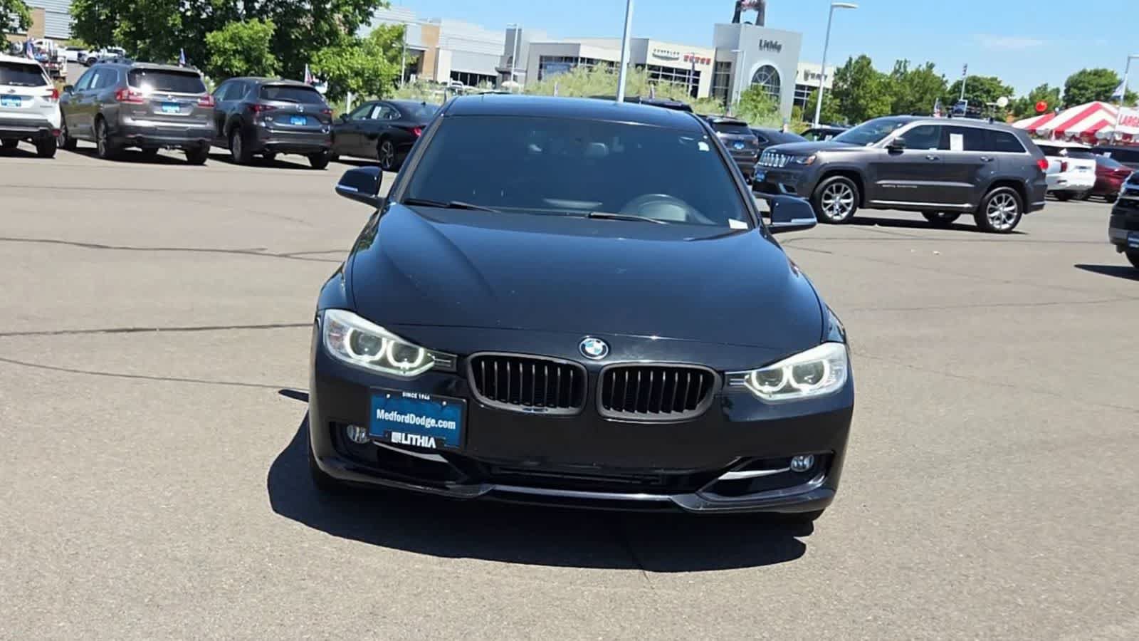 Used 2013 BMW 335i Sedan RWD image 3