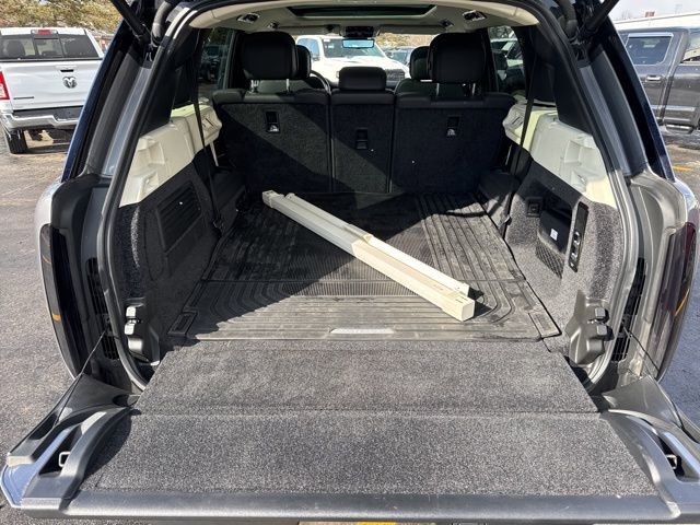 Used 2023 Land Rover Range Rover Long Wheelbase SE image 24