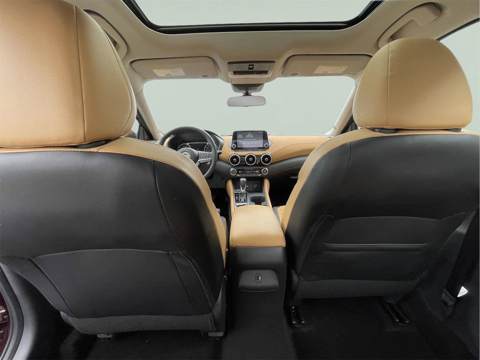 Used 2023 Nissan Sentra SV w/ SV Premium Package FWD image 15
