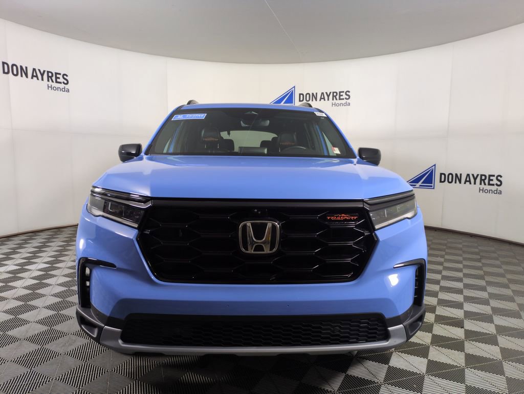 Certified 2024 Honda Pilot TrailSport image 12