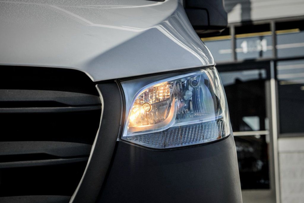 Used 2026 Mercedes-Benz Sprinter 2500 image 6