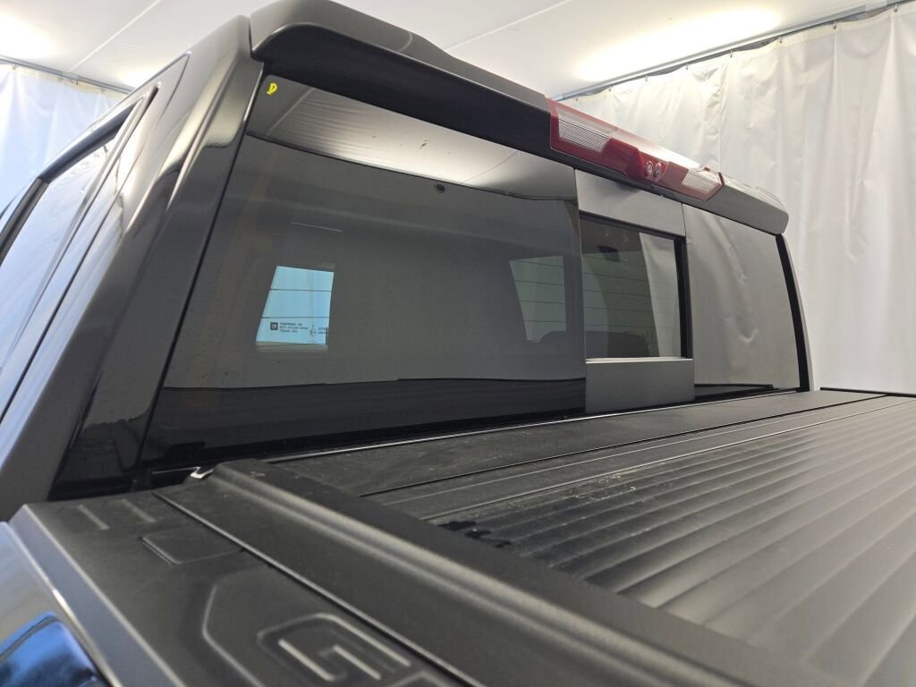 Used 2025 GMC Sierra 1500 AT4 w/ AT4 Premium Package image 19