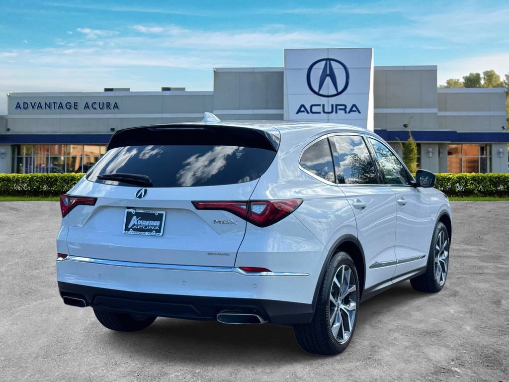 Certified 2023 Acura MDX SH-AWD w/ Technology Package image 5