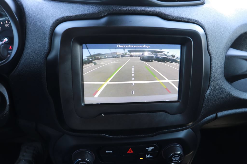Used 2021 Jeep Renegade Latitude FWD image 24