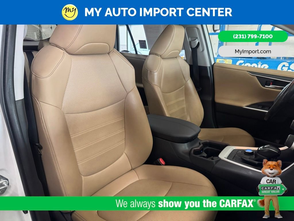 Used 2019 Toyota RAV4 Limited AWD/4WD image 29