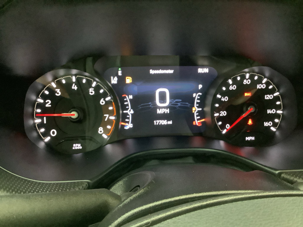 Used 2025 Jeep Compass Trailhawk AWD/4WD image 17