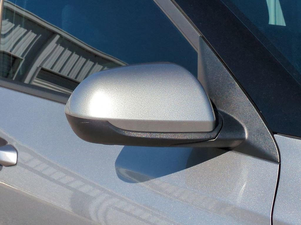 Used 2024 Kia Seltos LX image 12