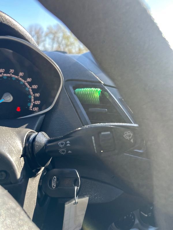 Used 2018 Ford Fiesta SE image 28