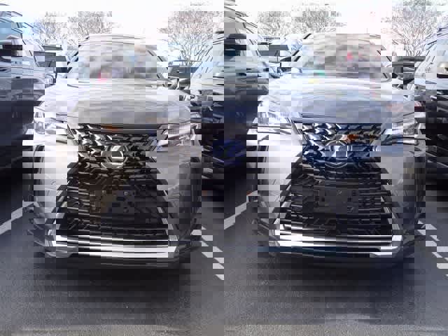 Used 2021 Lexus UX 250h w/ Premium Package image 2