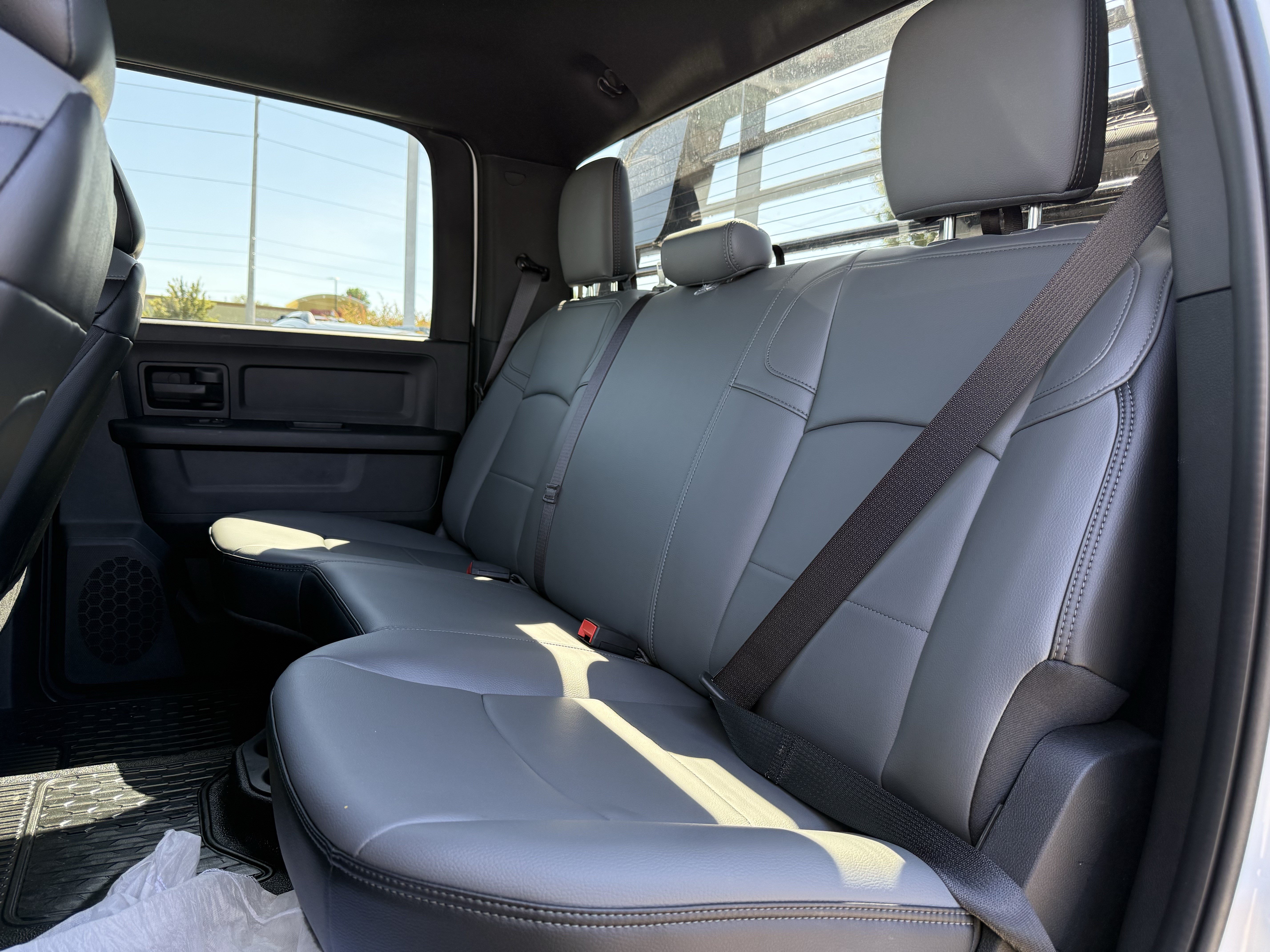 New 2026 RAM 3500 Tradesman AWD/4WD image 32