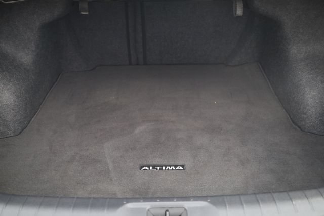 Used 2023 Nissan Altima 2.0 SR FWD image 19