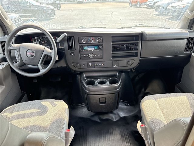 Used 2019 GMC Savana 3500 w/ Power Convenience Package RWD image 17