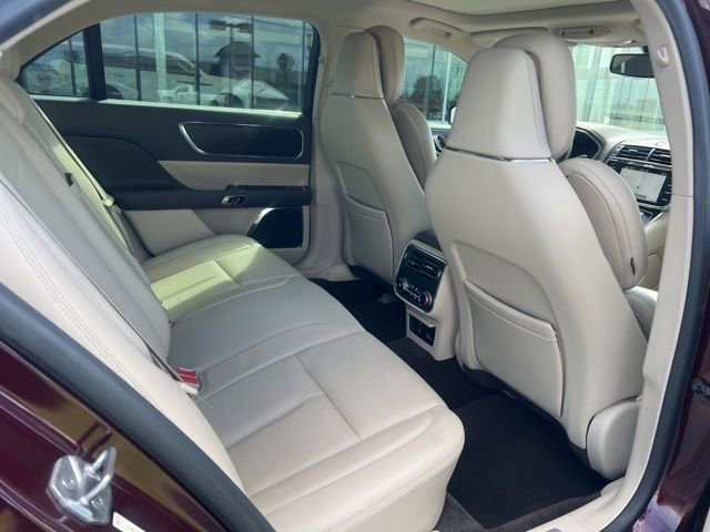 Used 2017 Lincoln Continental Reserve FWD image 15