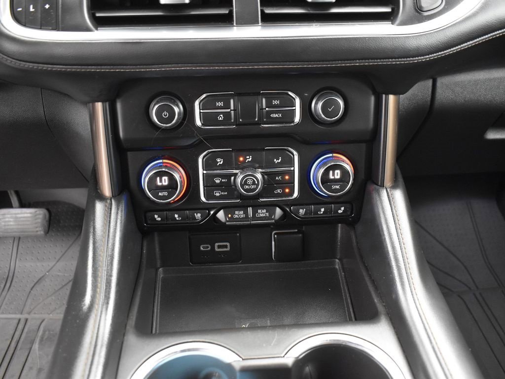 Used 2022 Chevrolet Tahoe High Country image 16