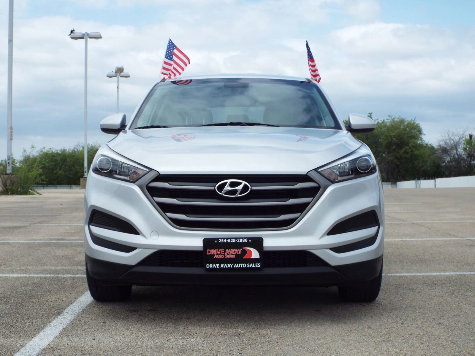 Used 2016 Hyundai Tucson SE image 2