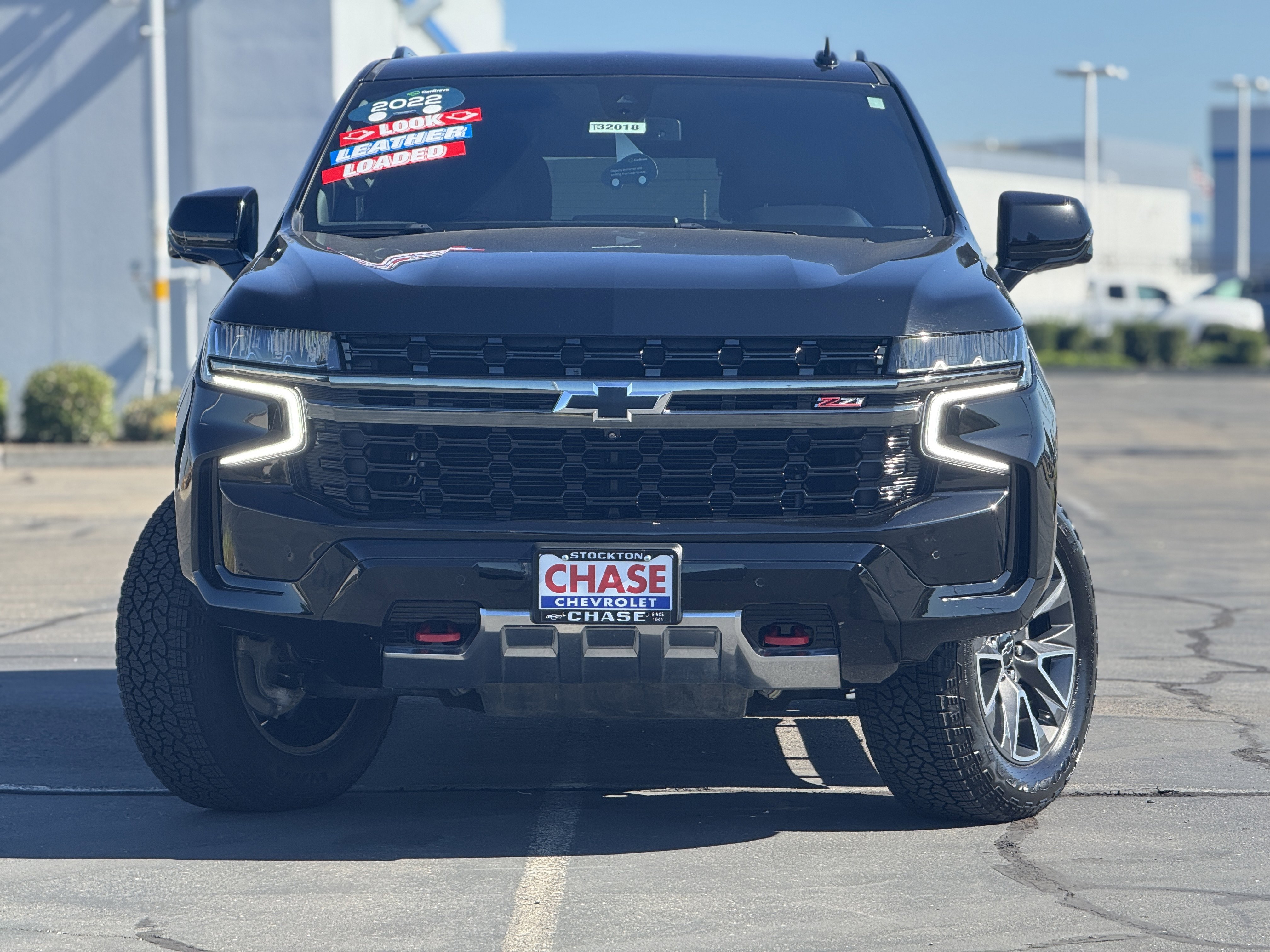 Certified 2022 Chevrolet Tahoe Z71 w/ Luxury Package image 2