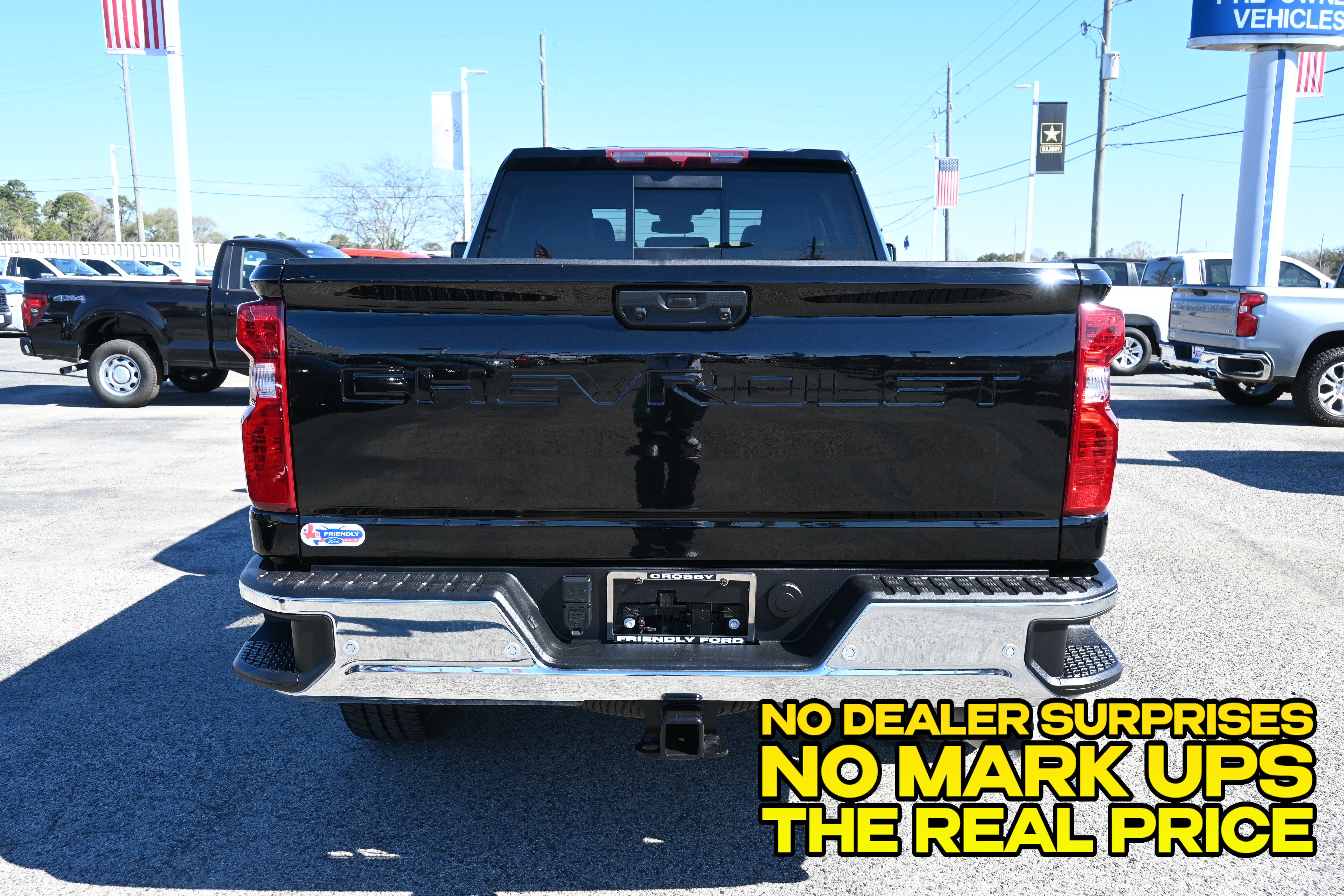 Used 2025 Chevrolet Silverado 2500 LT w/ Texas Edition image 3