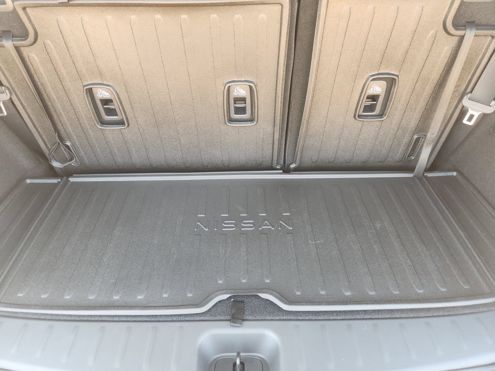 New 2026 Nissan Pathfinder SV FWD image 27