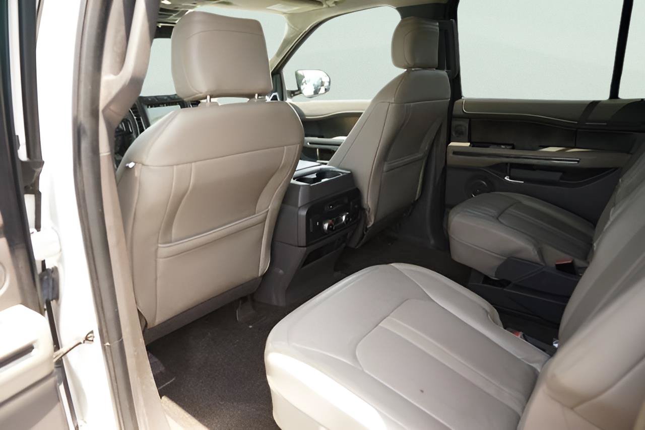 Used 2018 Ford Expedition Max Limited w/ Equipment Group 302A RWD image 12